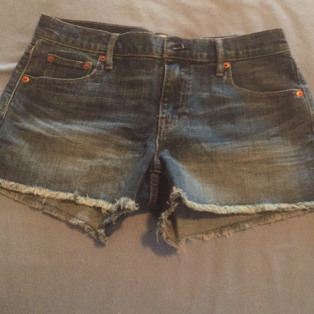 Gap shorts